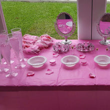 girls lip gloss and bath salt work shop party