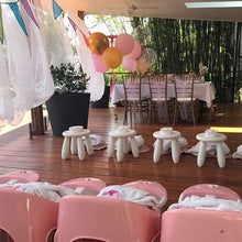 kids pamper party with balloons